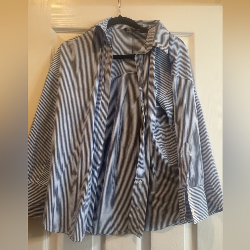 Zara women’s  Blue and White Striped Shirt